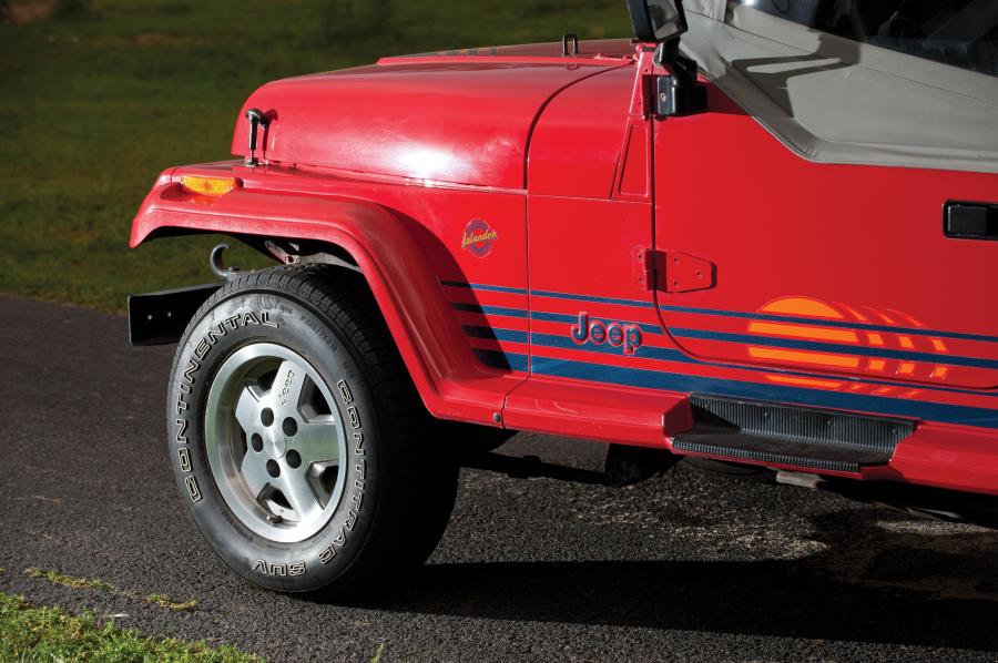  Jeep Wrangler Islander 1989 года  (фото 14 из 17)